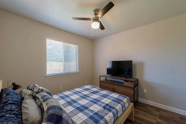 $2,550 | 1411 Mapleview Drive, Carrollton, TX 75007
