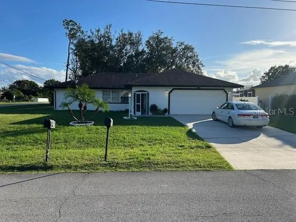 $1,600 | 602 Mesilla Drive, Kissimmee, FL 34758