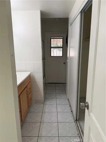 $4,000 | 218 North Cooper Street, Santa Ana, CA 92703