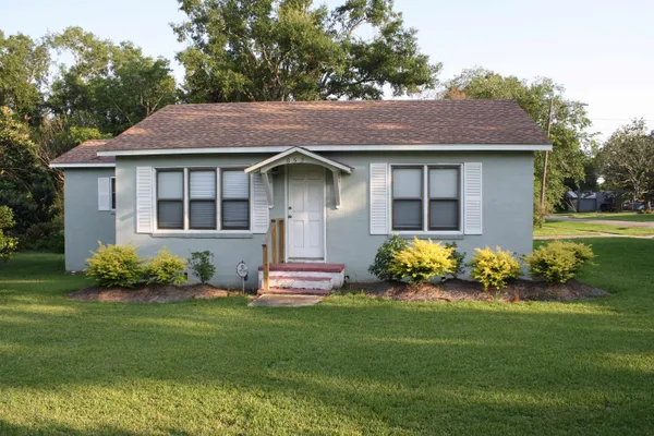 $1,800 | 852 Prospect Avenue, Fairhope, AL 36532