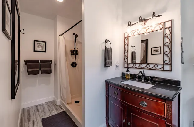 $1,790,000 | 1295 Lime Kiln Road, Charlotte, VT 05445