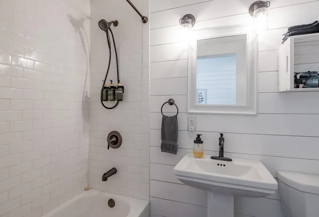 $1,790,000 | 1295 Lime Kiln Road, Charlotte, VT 05445