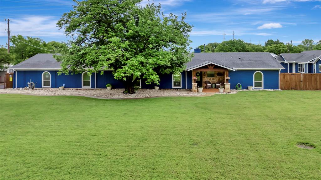 26 Rancho Drive Fort Worth, TX 76244 - Photo 2 of 40