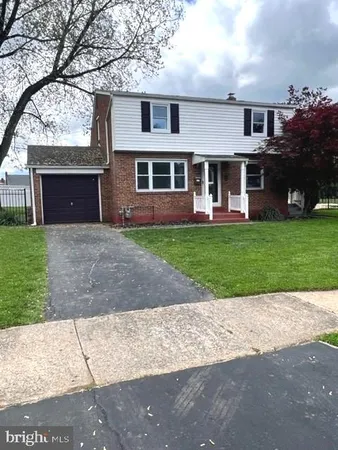 $1,695 | 1907 Columbia Avenue, Camp Hill, PA 17011