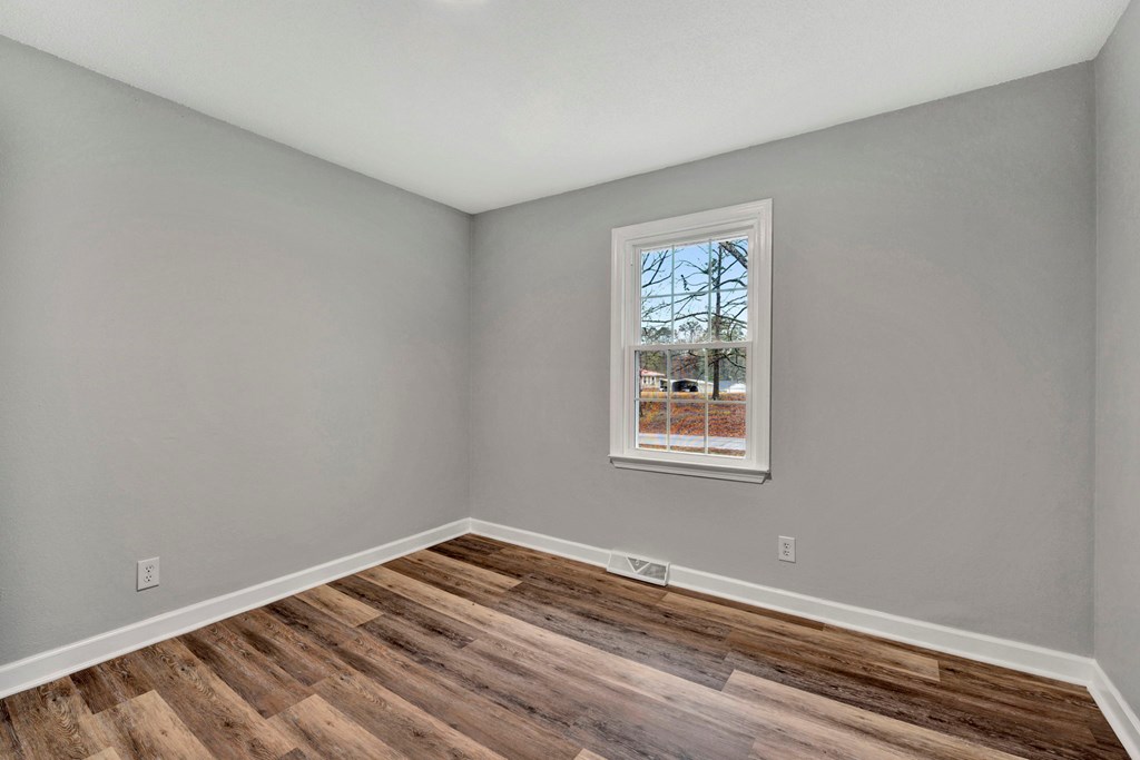 101 Valley Road Greenwood, SC 29646 - Photo 25 of 38 Gallery Image 25