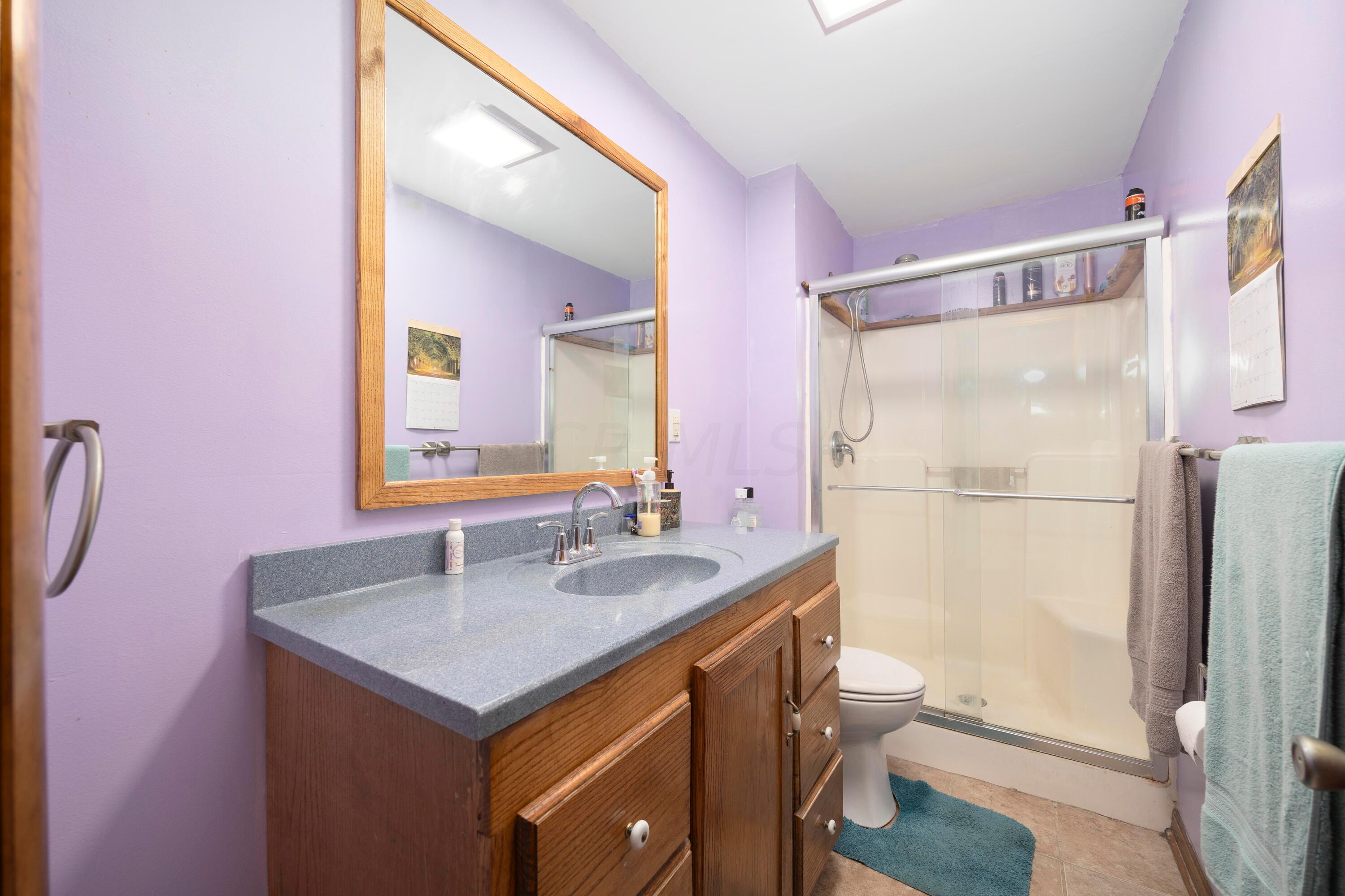 115 Phelps Road Columbus, OH 43207 - Photo 26 of 42 Full Bath