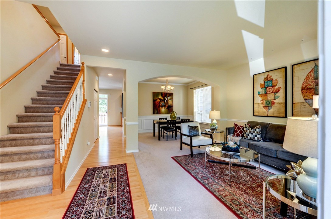 16116 40th Avenue Southeast Bothell, WA 98012 - Photo 4 of 19 Gallery Image 4