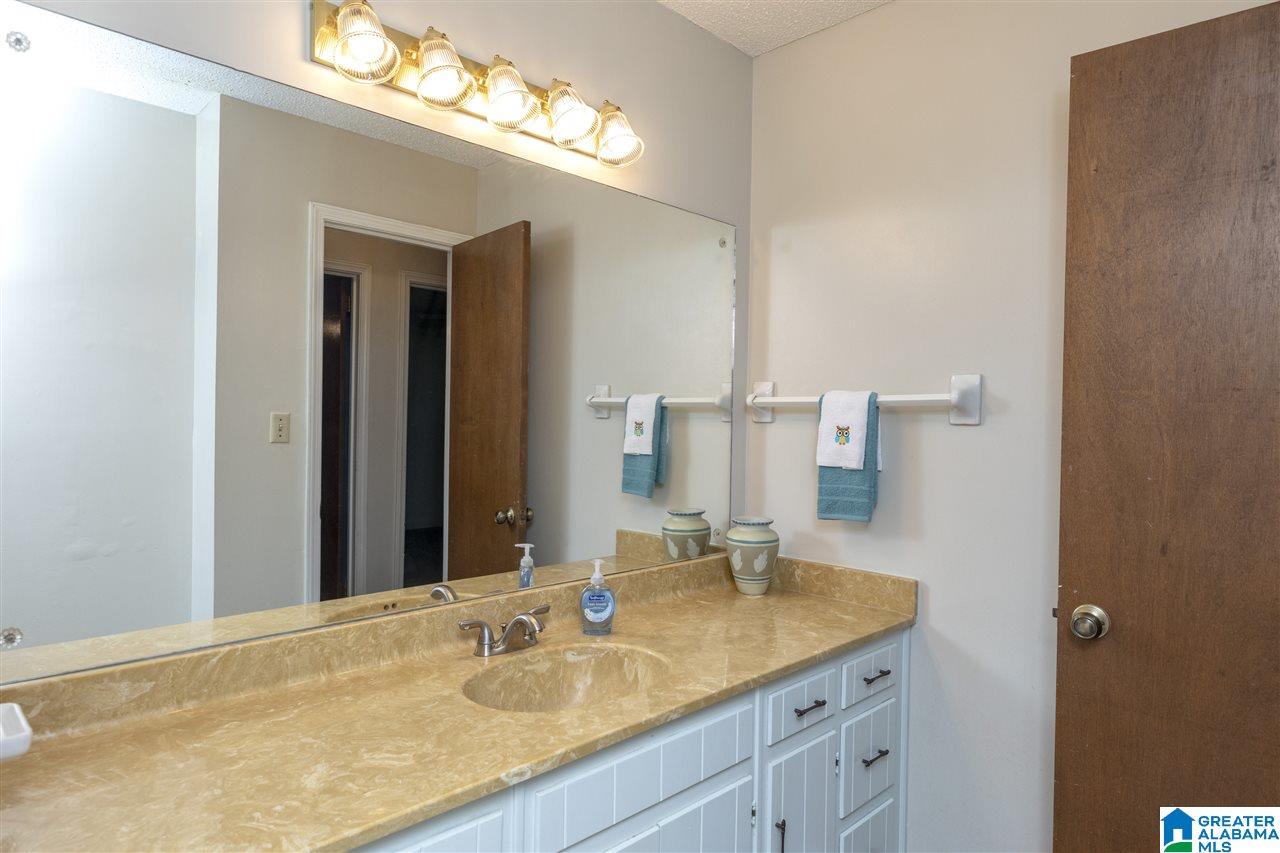 41 Williams Drive Alabaster, AL 35007 - Photo 27 of 44
