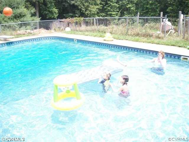 6144 Orchard Road New Kent, VA 23124 - Photo 13 of 22 Pool - Large pool providing unlimited entertainmen