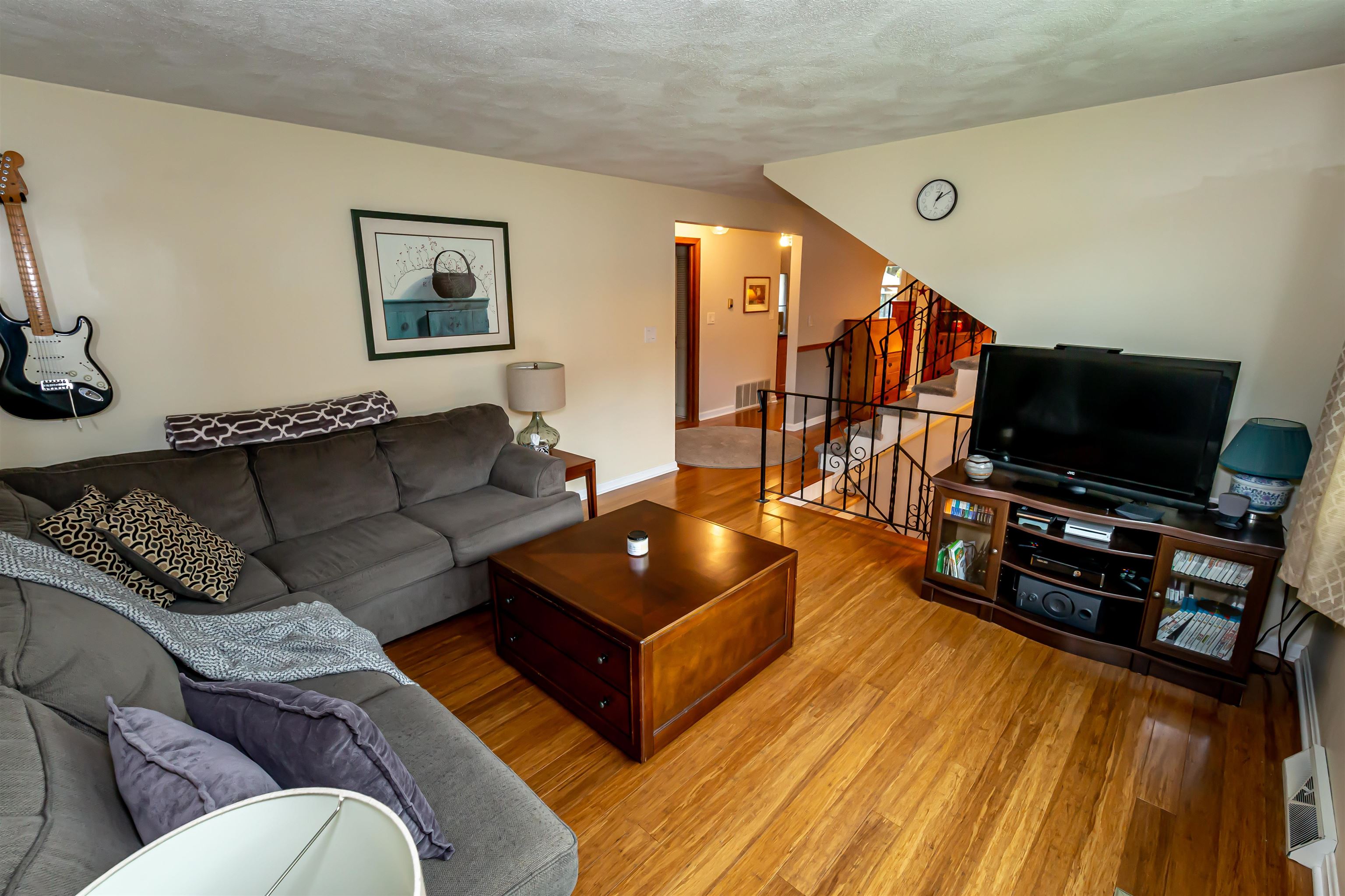 5 Pollard Road Nashua, NH 03062 - Photo 11 of 32
