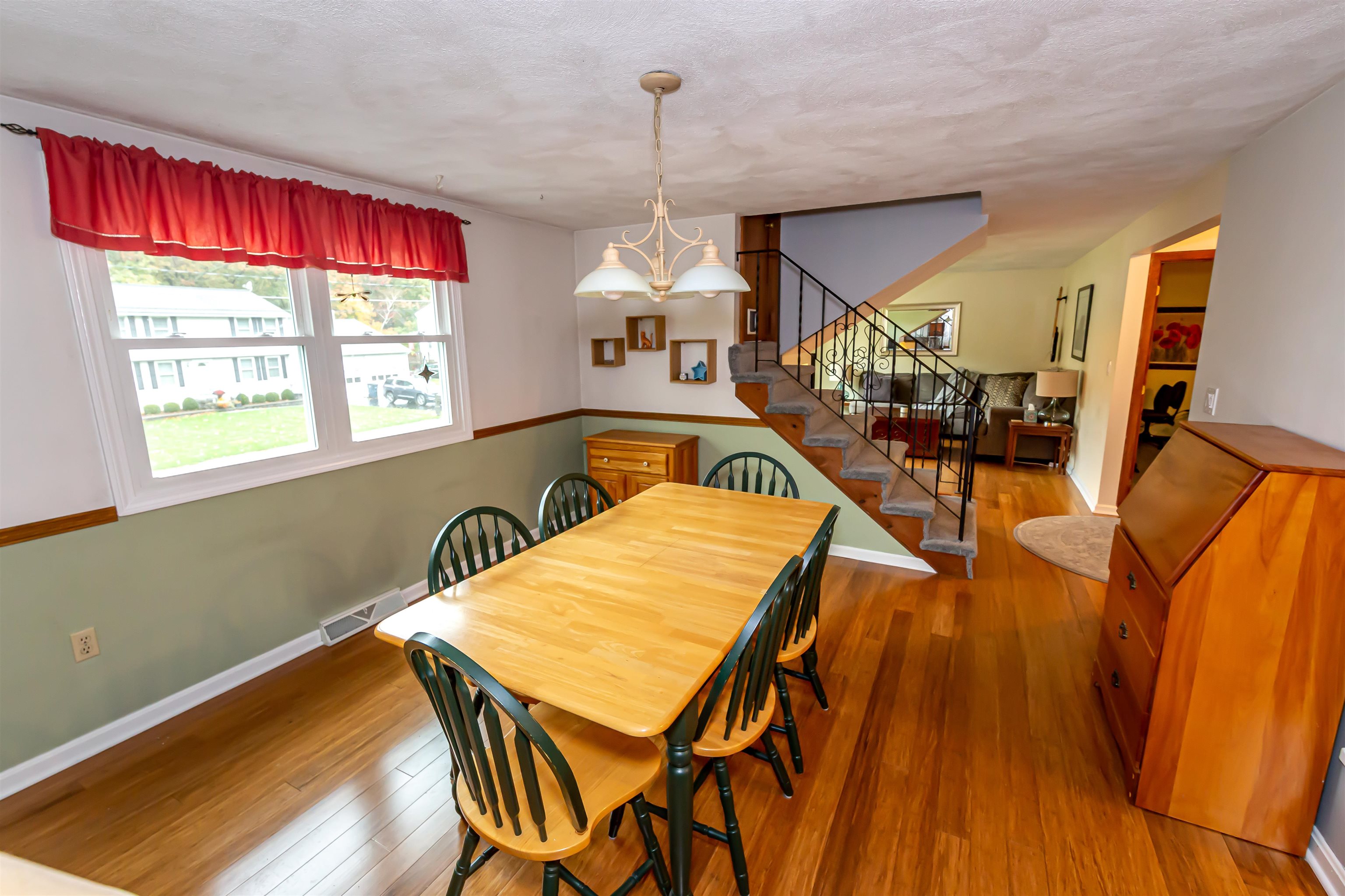 5 Pollard Road Nashua, NH 03062 - Photo 12 of 32