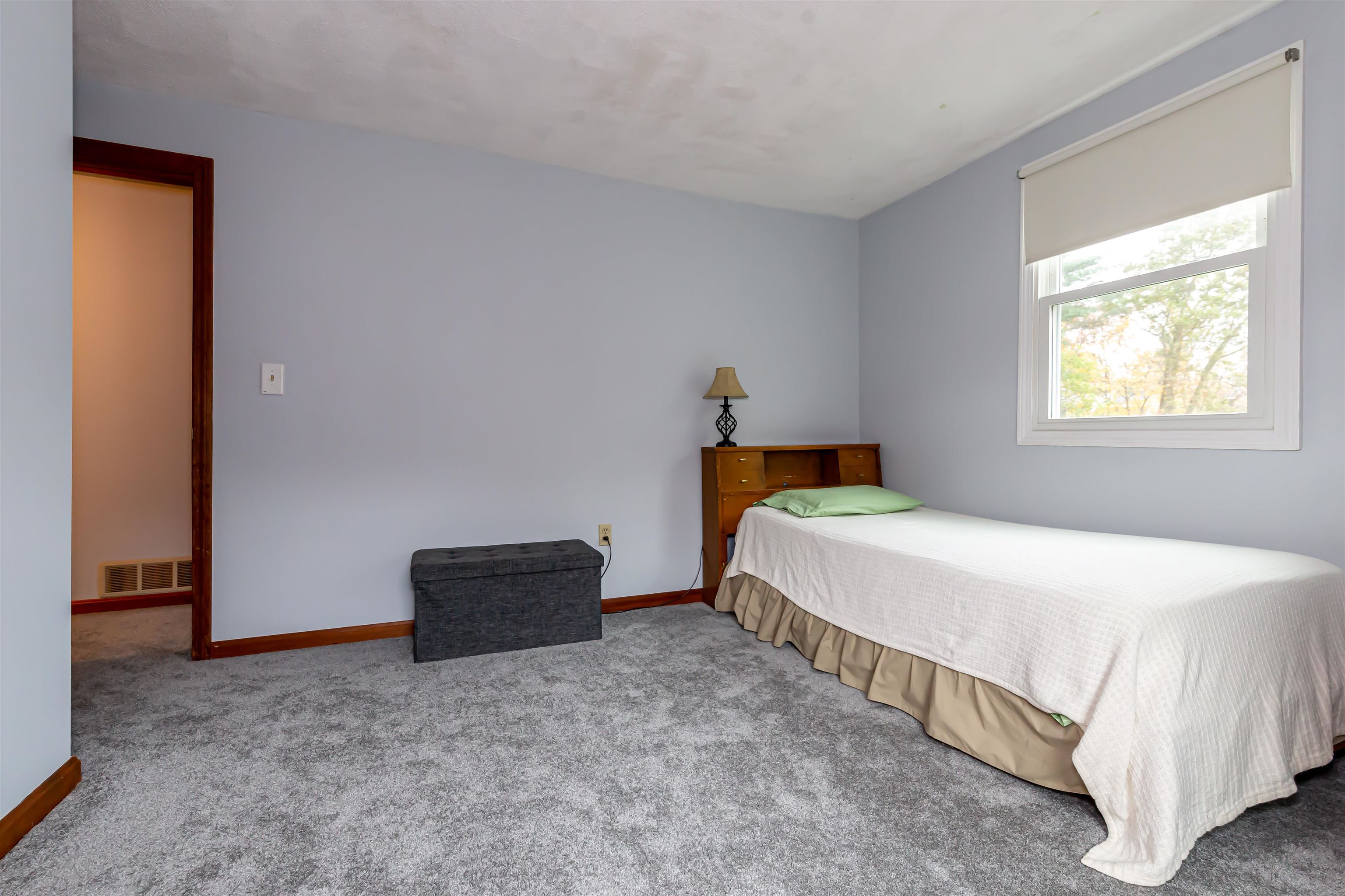5 Pollard Road Nashua, NH 03062 - Photo 26 of 32