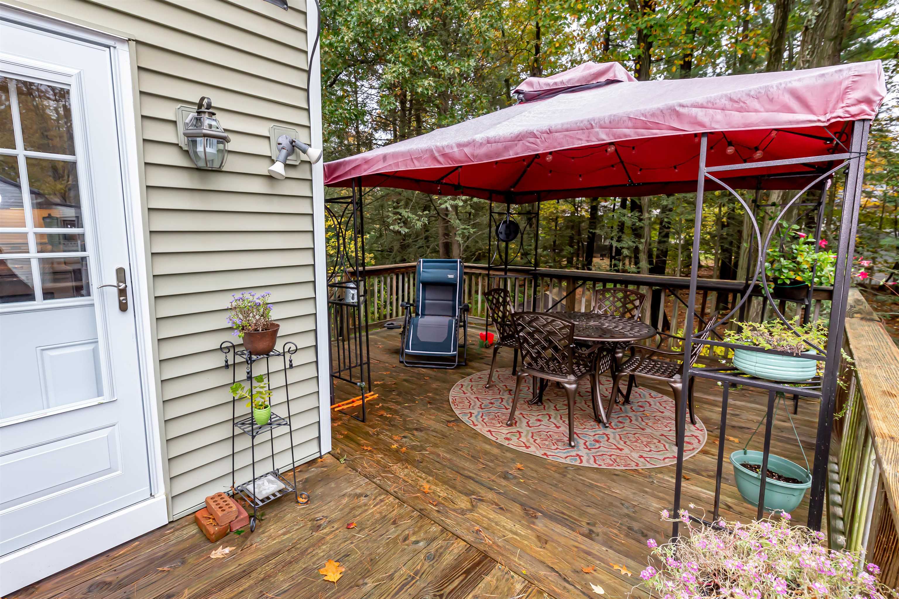 5 Pollard Road Nashua, NH 03062 - Photo 6 of 32