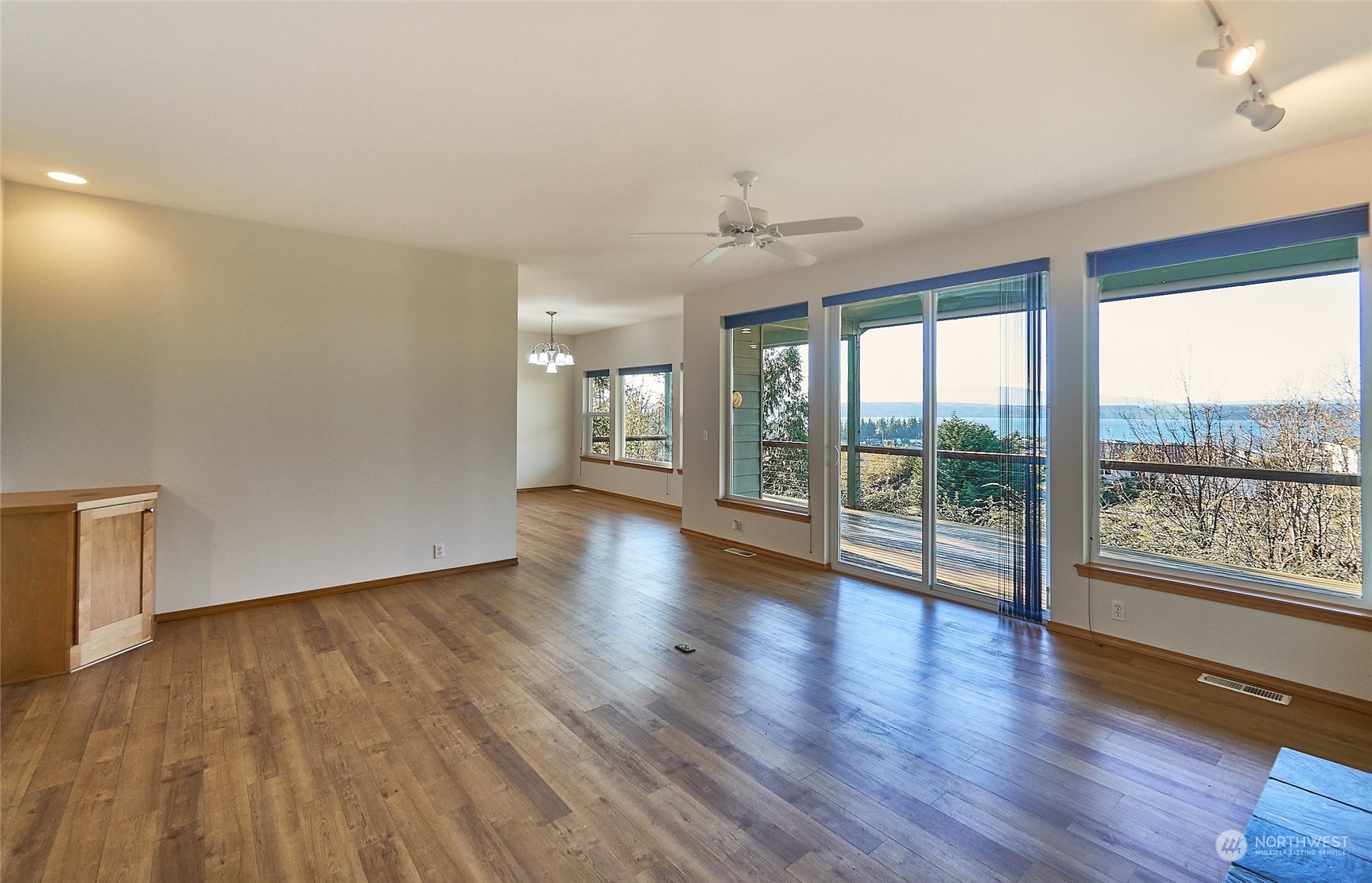 37730 Olympic View Road Northeast Hansville, WA 98340 - Photo 11 of 37 Gallery Image 11