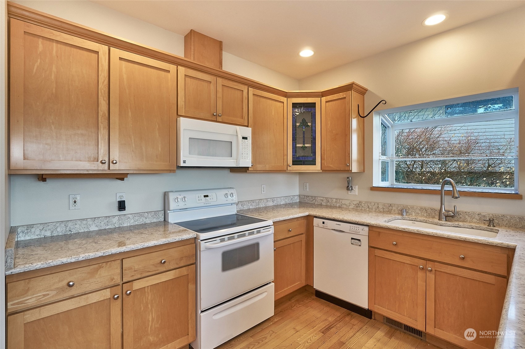 37730 Olympic View Road Northeast Hansville, WA 98340 - Photo 14 of 37 Gallery Image 14