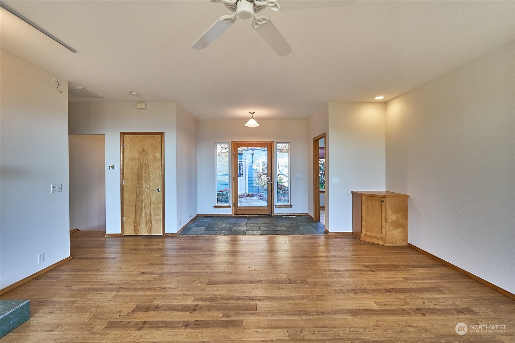 37730 Olympic View Road Northeast Hansville, WA 98340 - Photo 9 of 37 Gallery Image 9