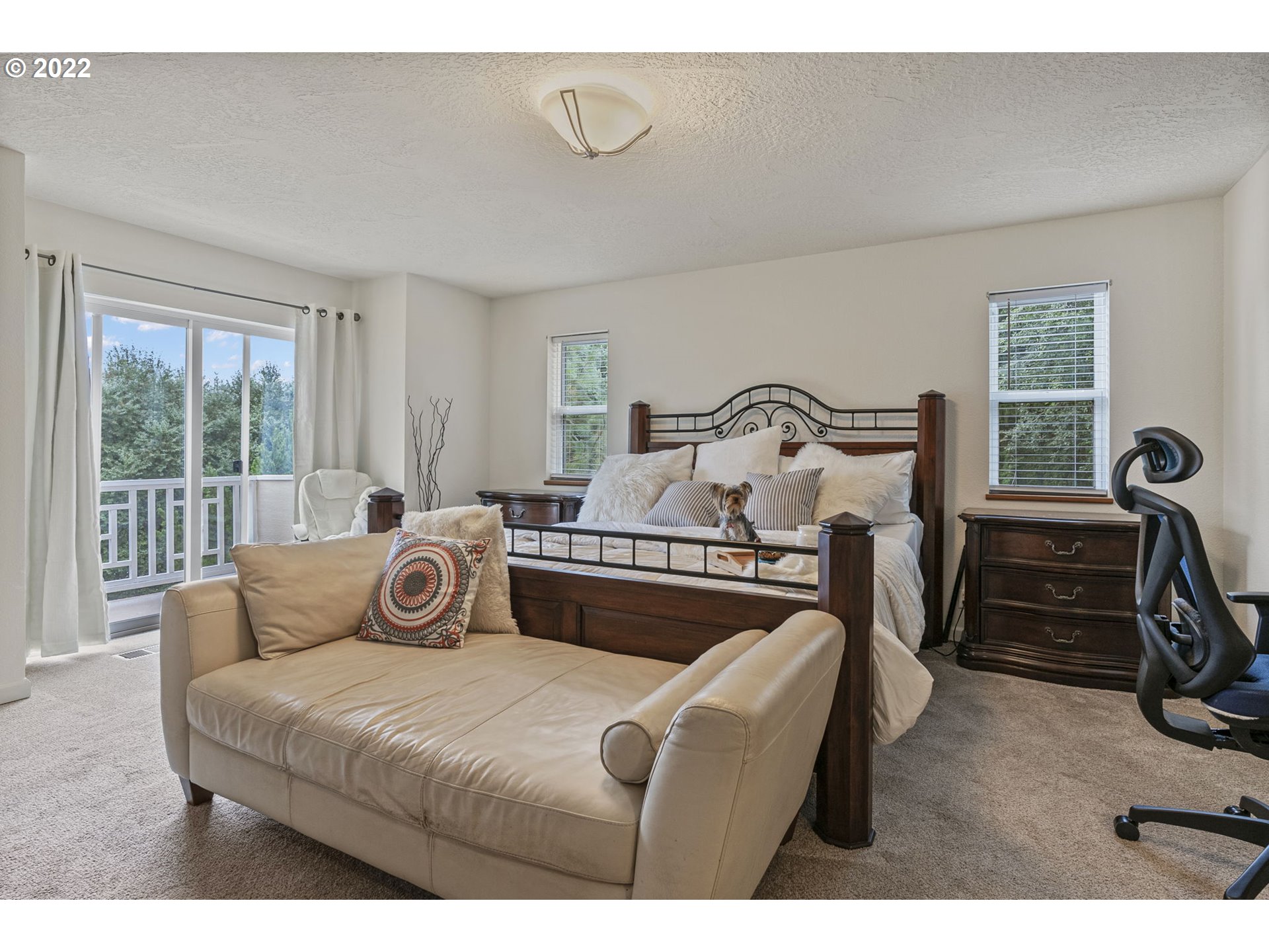 400 North Columbia Heights Road Longview, WA 98632 - Photo 17 of 32 Bedroom, Primary