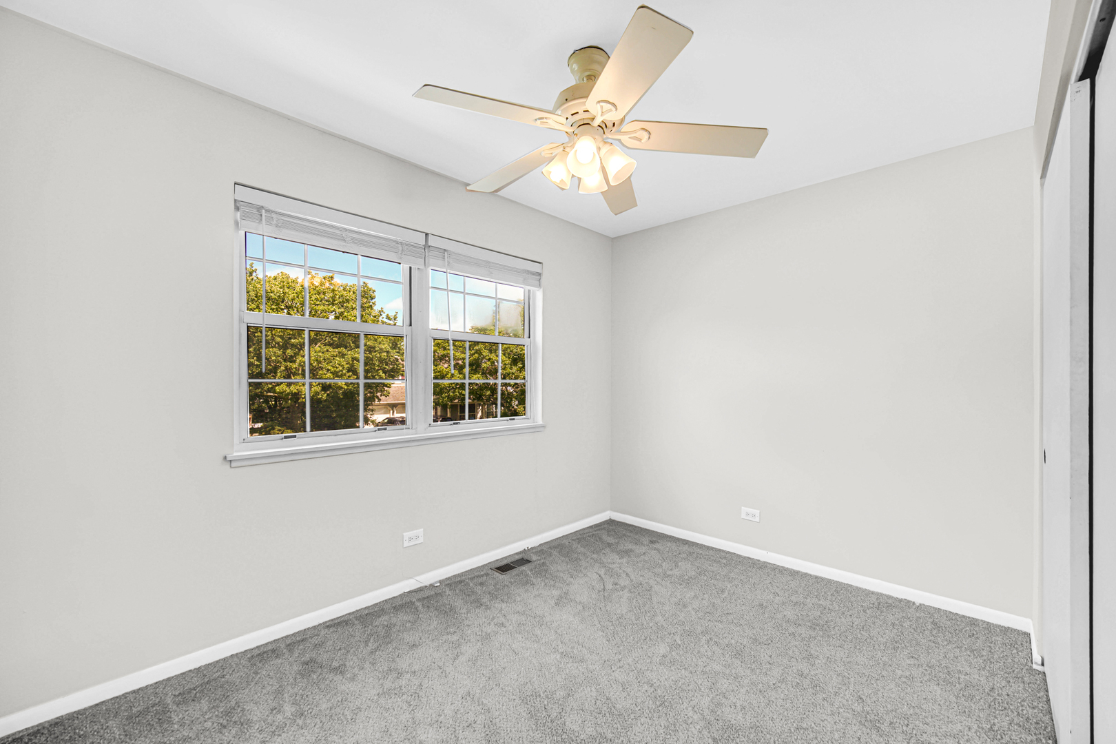 642 Dunham Road Gurnee, IL 60031 - Photo 15 of 23