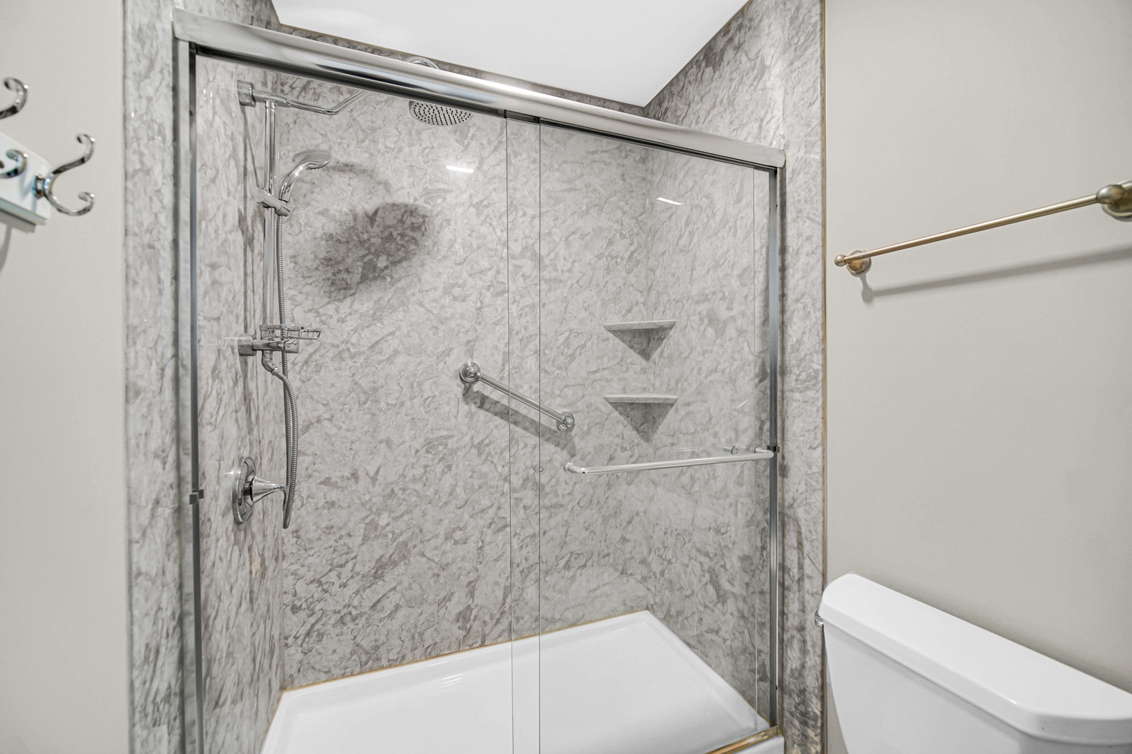 642 Dunham Road Gurnee, IL 60031 - Photo 18 of 23