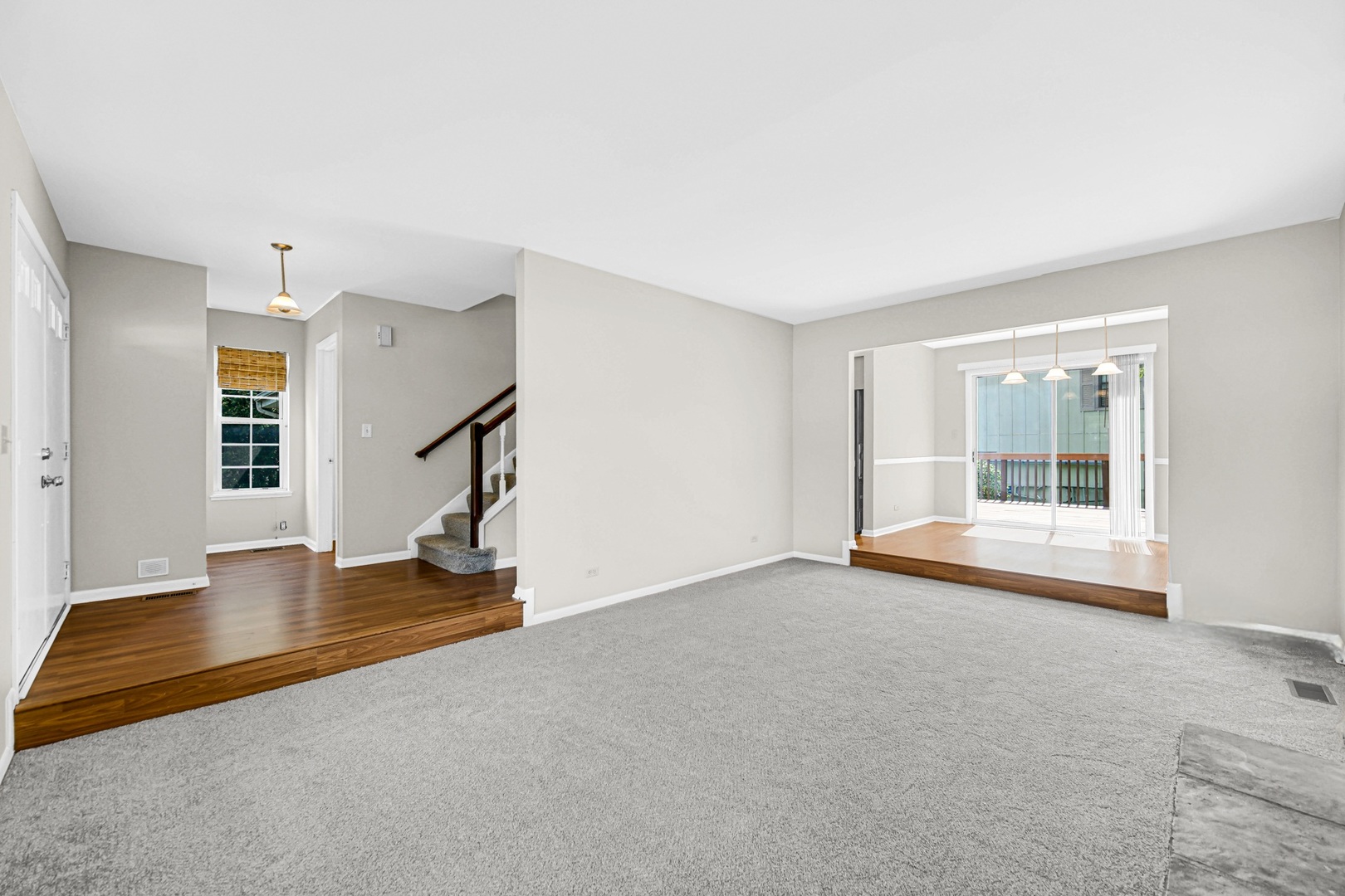 642 Dunham Road Gurnee, IL 60031 - Photo 3 of 23