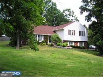 487 Godshall Road Souderton, PA 18964 - Photo 2 of 11 Exterior Front
