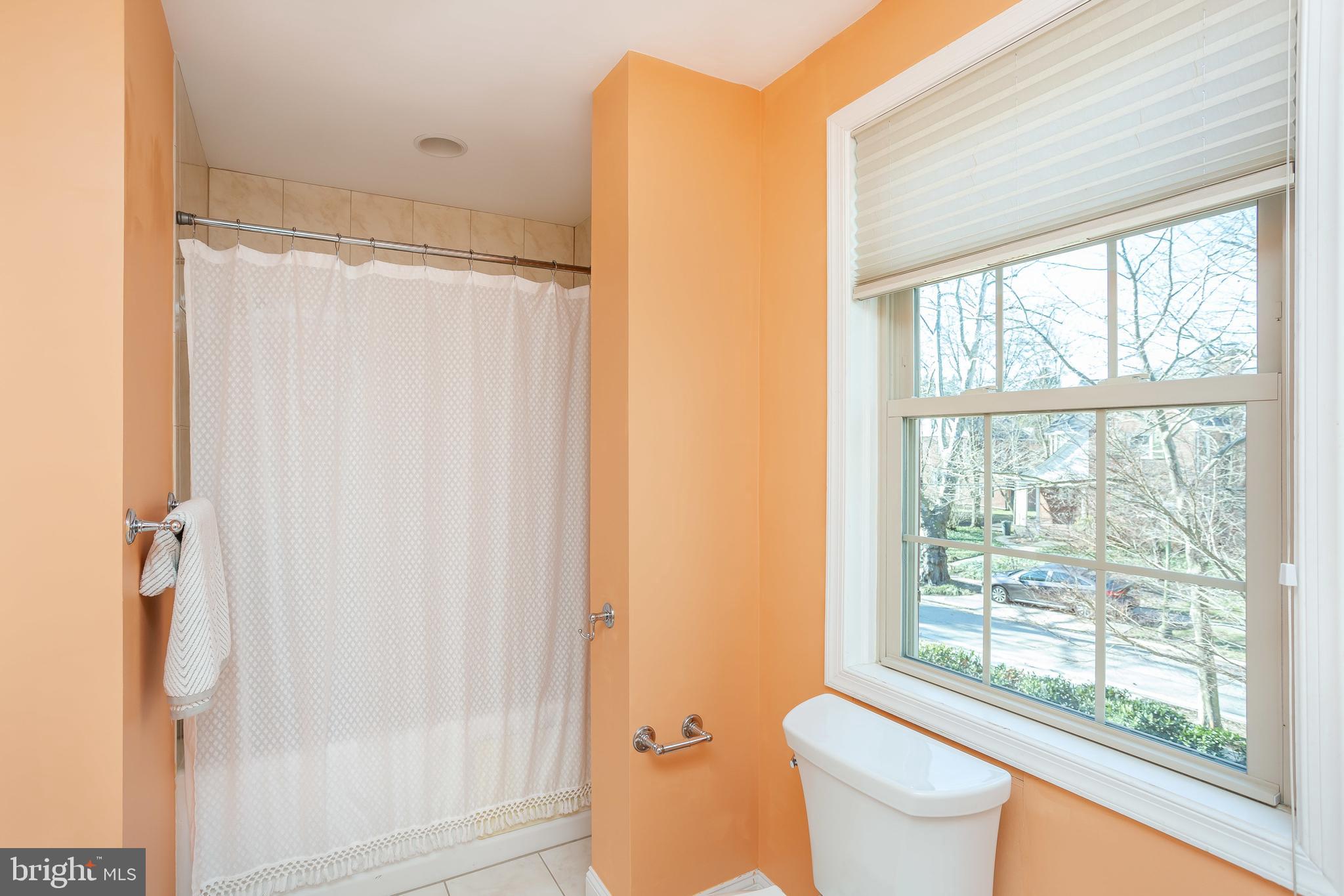 6105 Pinehurst Road Baltimore, MD 21212 - Photo 38 of 51