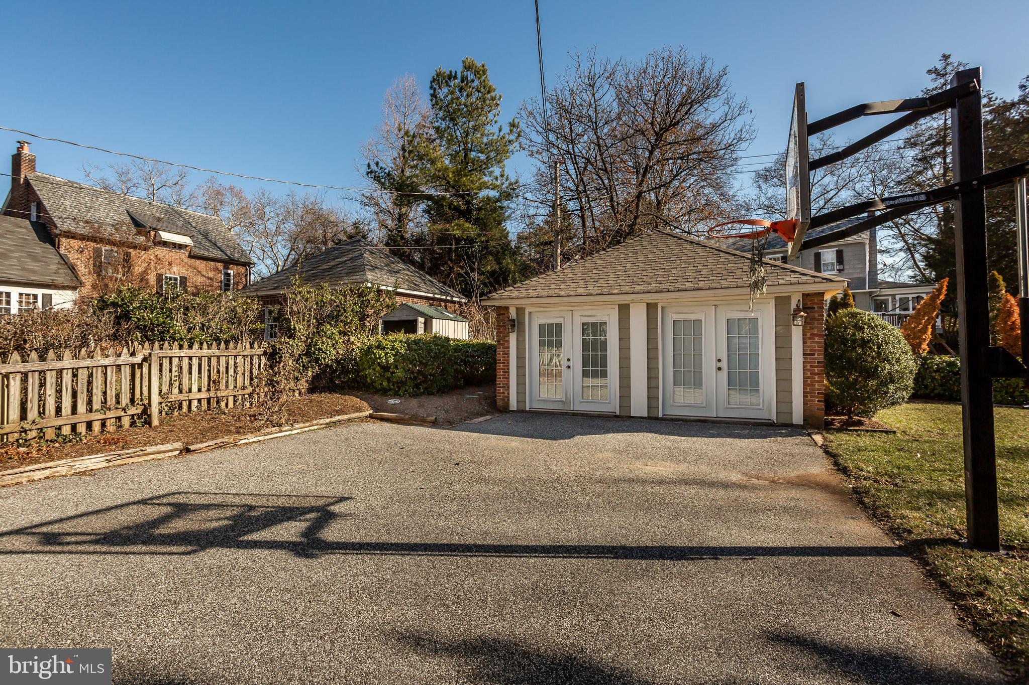 6105 Pinehurst Road Baltimore, MD 21212 - Photo 47 of 51
