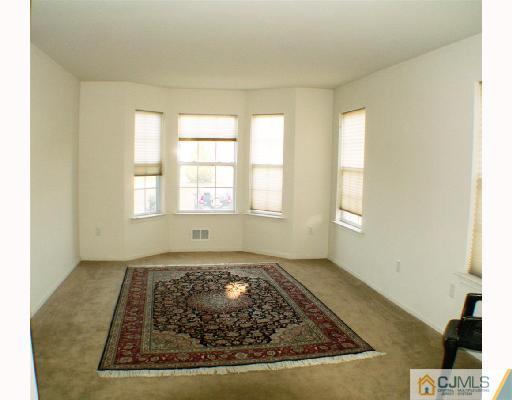 331 Hawthorne Road North Brunswick, NJ 08902 - Photo 10 of 10
