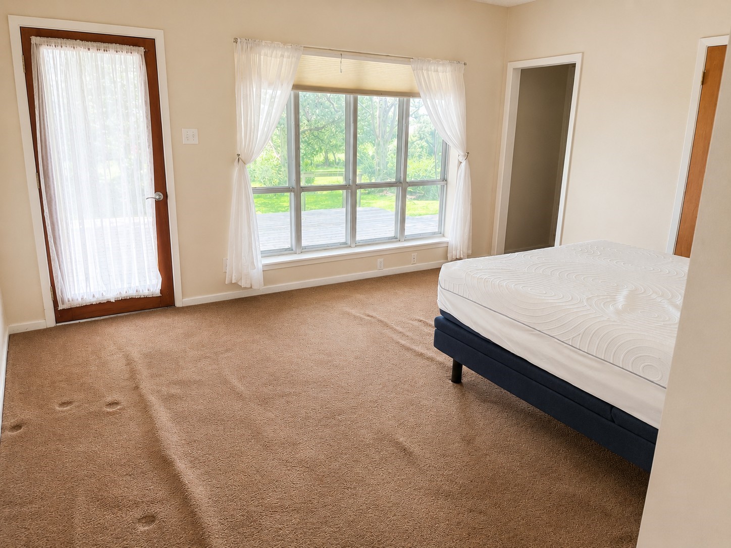 139 Zubicek Road Cat Spring, TX 78933 - Photo 10 of 13 10 Primary Bedroom
