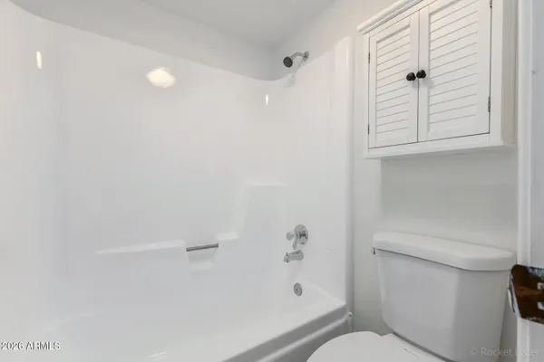 $244,990 | 1920 West Lindner Avenue, Unit 207, Mesa, AZ 85202