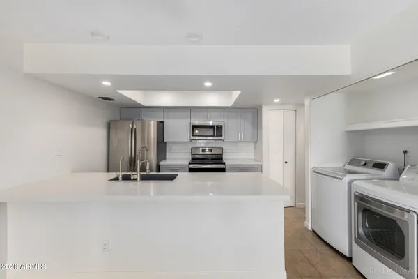 $244,990 | 1920 West Lindner Avenue, Unit 207, Mesa, AZ 85202