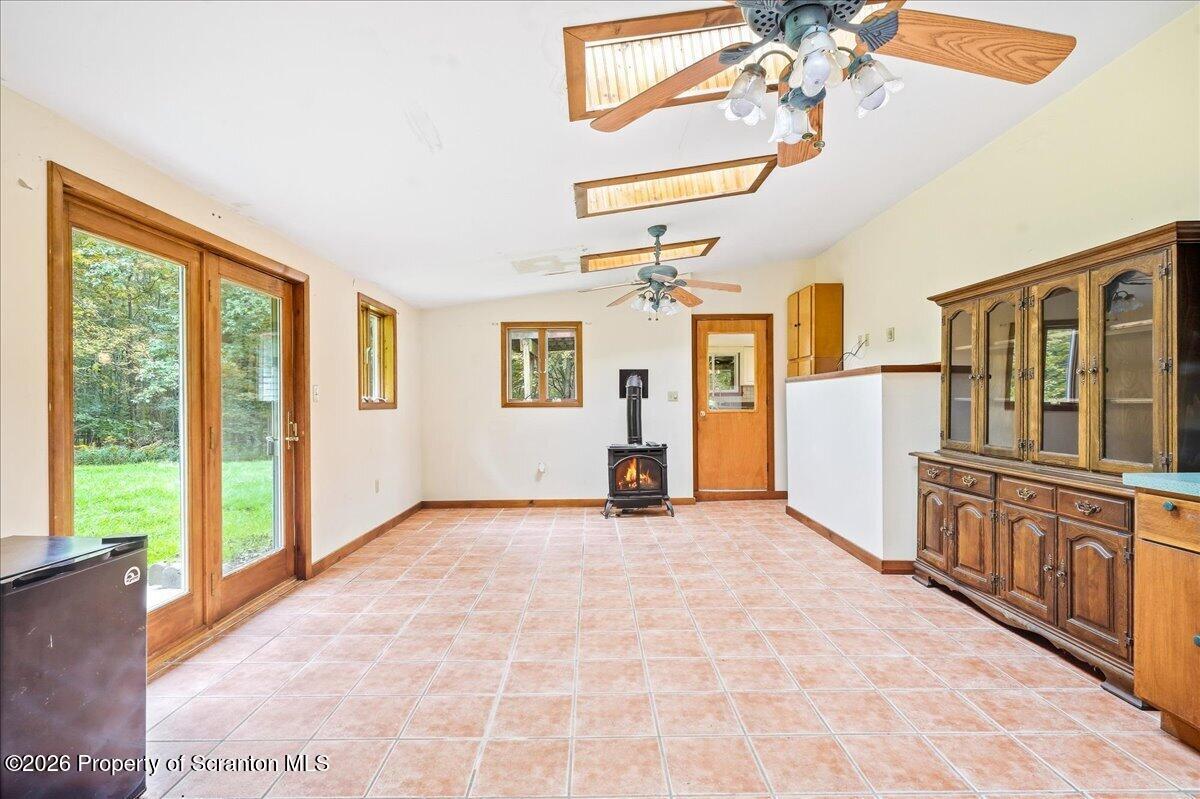 150 Wells Road Carbondale, PA 18407 - Photo 30 of 61 Family Room