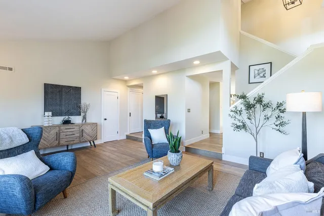 $1,575,000 | 1018 Oakmont Court, Napa, CA 94559