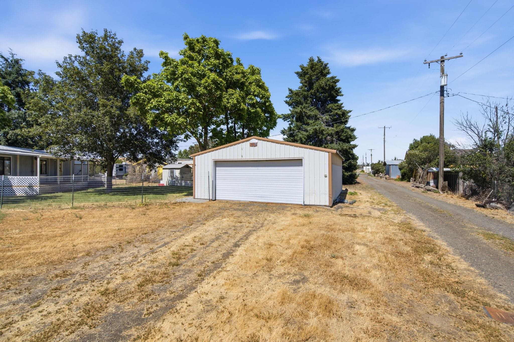 209 Clark Avenue Lacrosse, WA 99143 - Photo 36 of 48