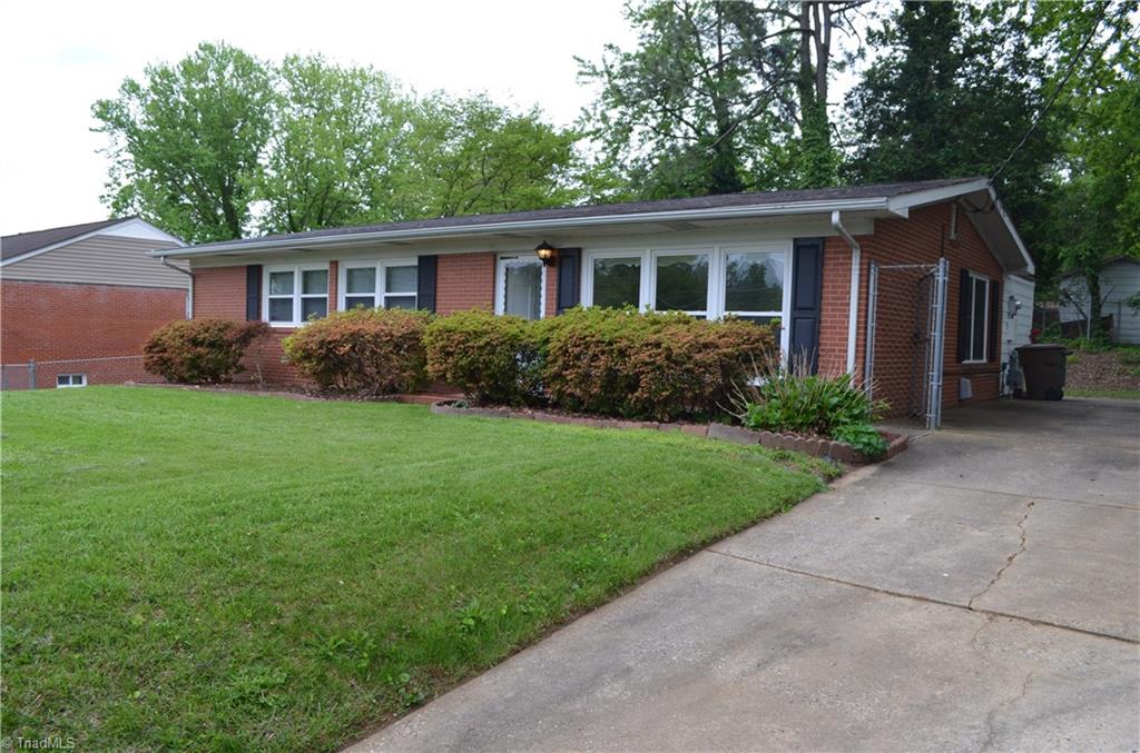 1702 Whitman Road Greensboro, NC 27405 - Photo 1 of 23 Gallery Image 1