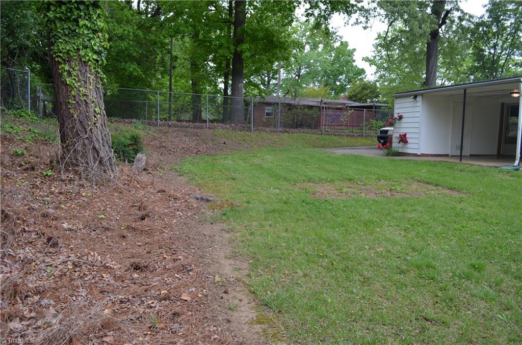 1702 Whitman Road Greensboro, NC 27405 - Photo 22 of 23 Gallery Image 22