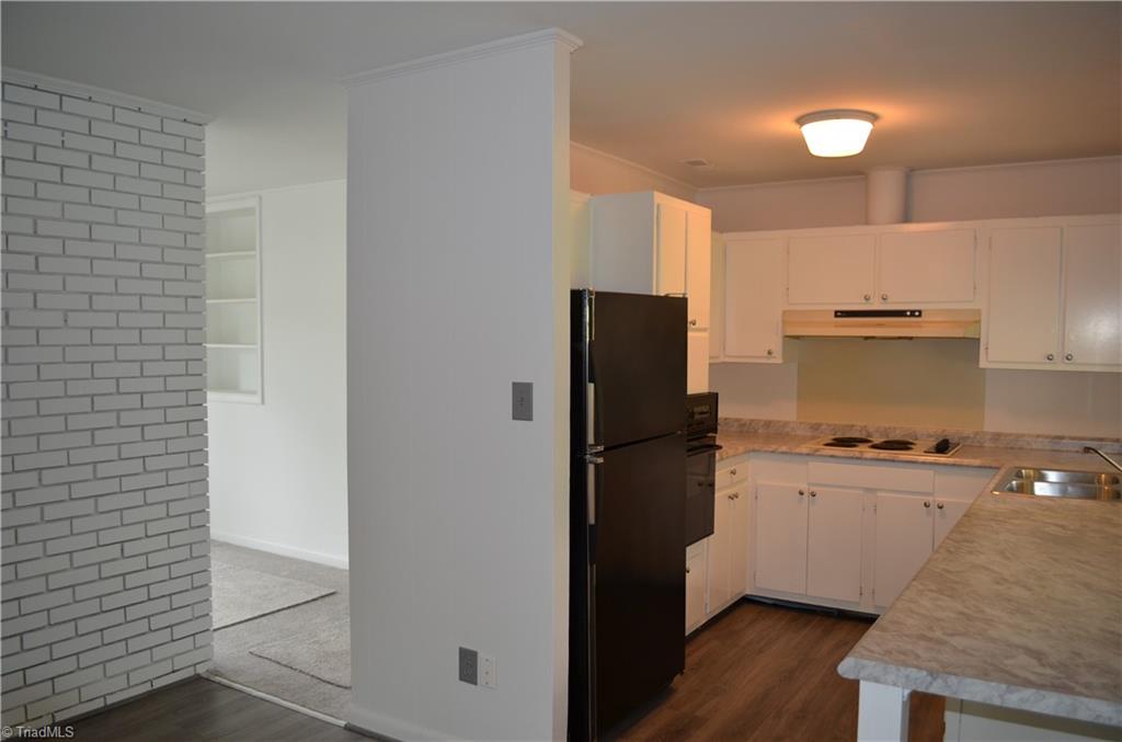 1702 Whitman Road Greensboro, NC 27405 - Photo 6 of 23 Gallery Image 6