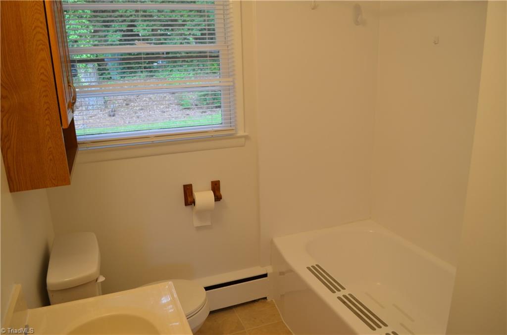 1702 Whitman Road Greensboro, NC 27405 - Photo 9 of 23 Hall bathroom