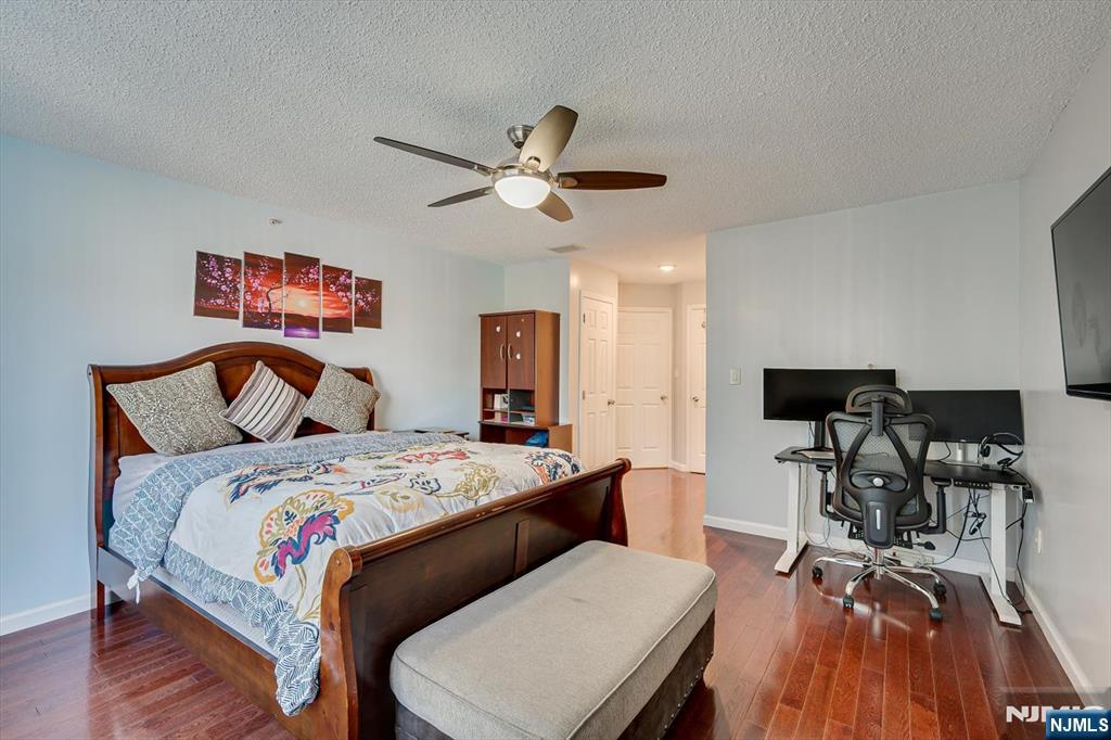 202 Prestwick Way, Unit 202 Edison, NJ 08820 - Photo 23 of 34