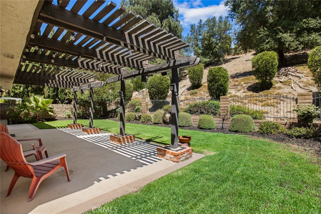 1566 Autumn Hill Road Diamond Bar, CA 91765 - Photo 36 of 40
