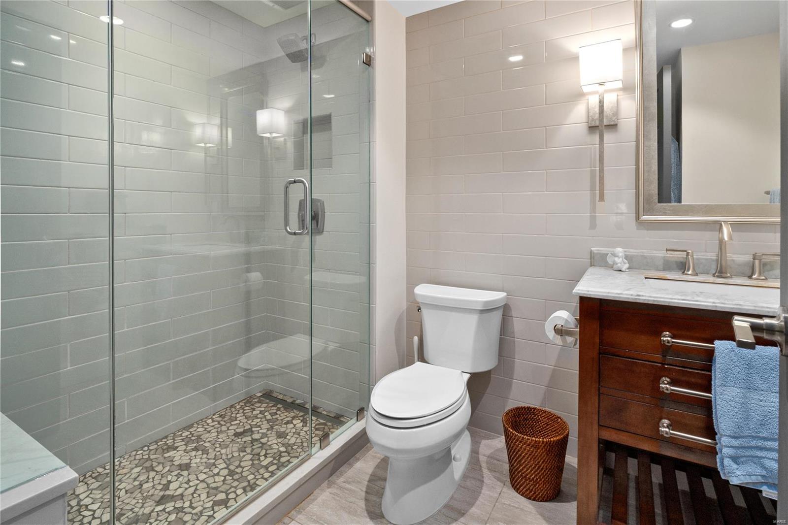 900 South Hanley Road, Unit 9B St. Louis, MO 63105 - Photo 17 of 31