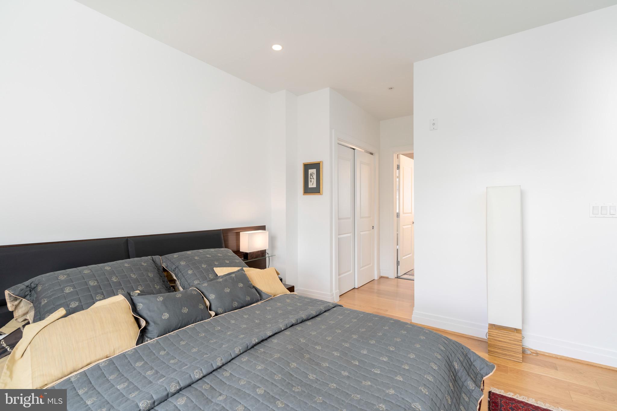 3052 R Street Northwest, Unit 306 Washington, DC 20007 - Photo 30 of 38