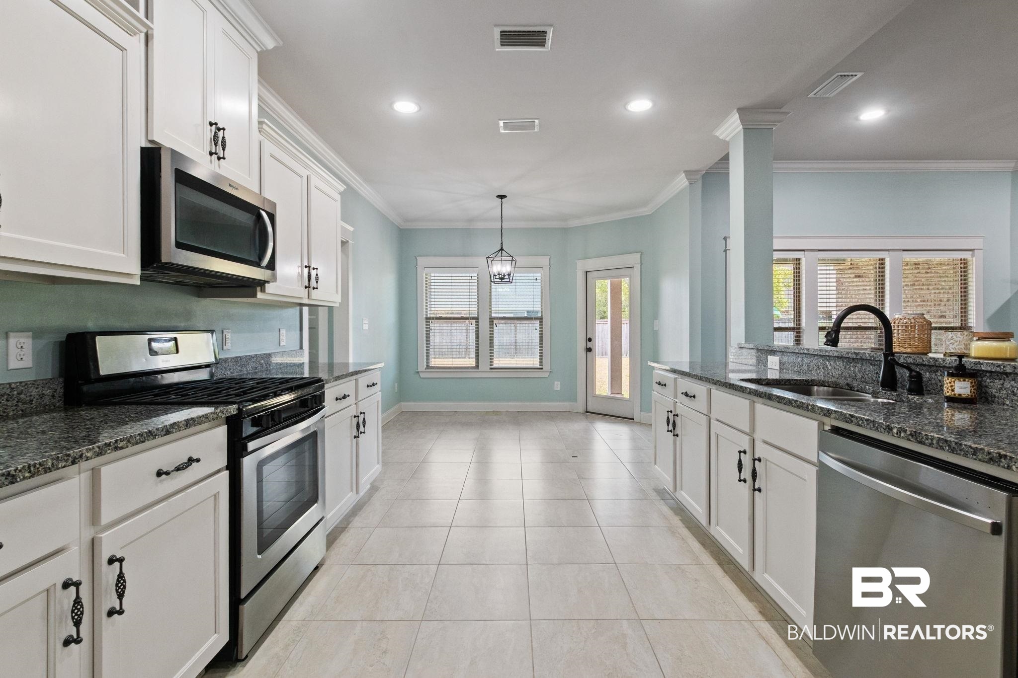 7048 Rocky Rd Loop Gulf Shores, AL 36542 - Photo 12 of 48 Gallery Image 12