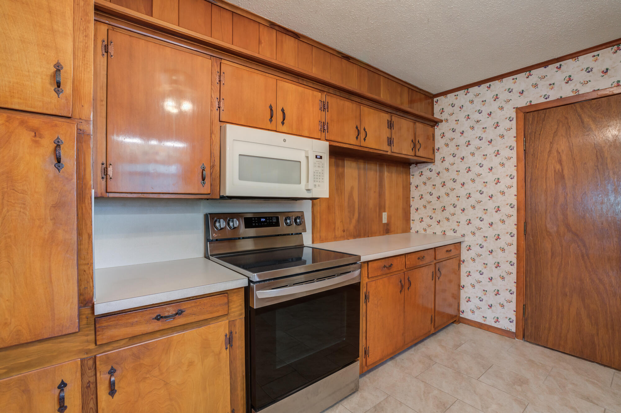2302 55th Street Lubbock, TX 79412 - Photo 21 of 44 2302-55th-St_Lubbock-TX_36