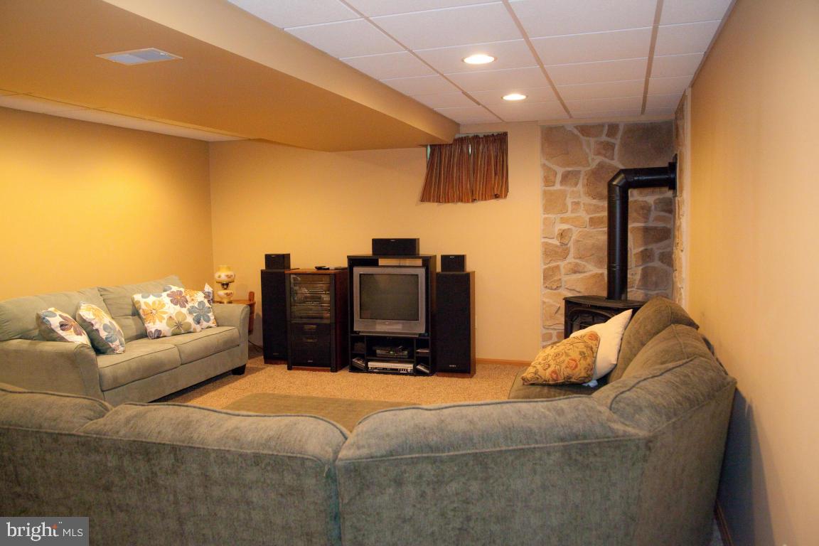 325 West Girl Scout Road Stevens, PA 17578 - Photo 25 of 48 Gallery Image 25