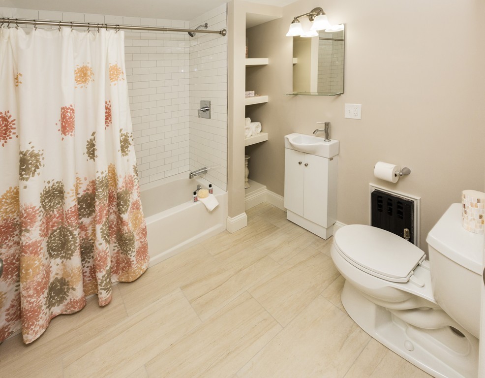 46 Standish Road Quincy, MA 02171 - Photo 8 of 25 Gallery Image 8