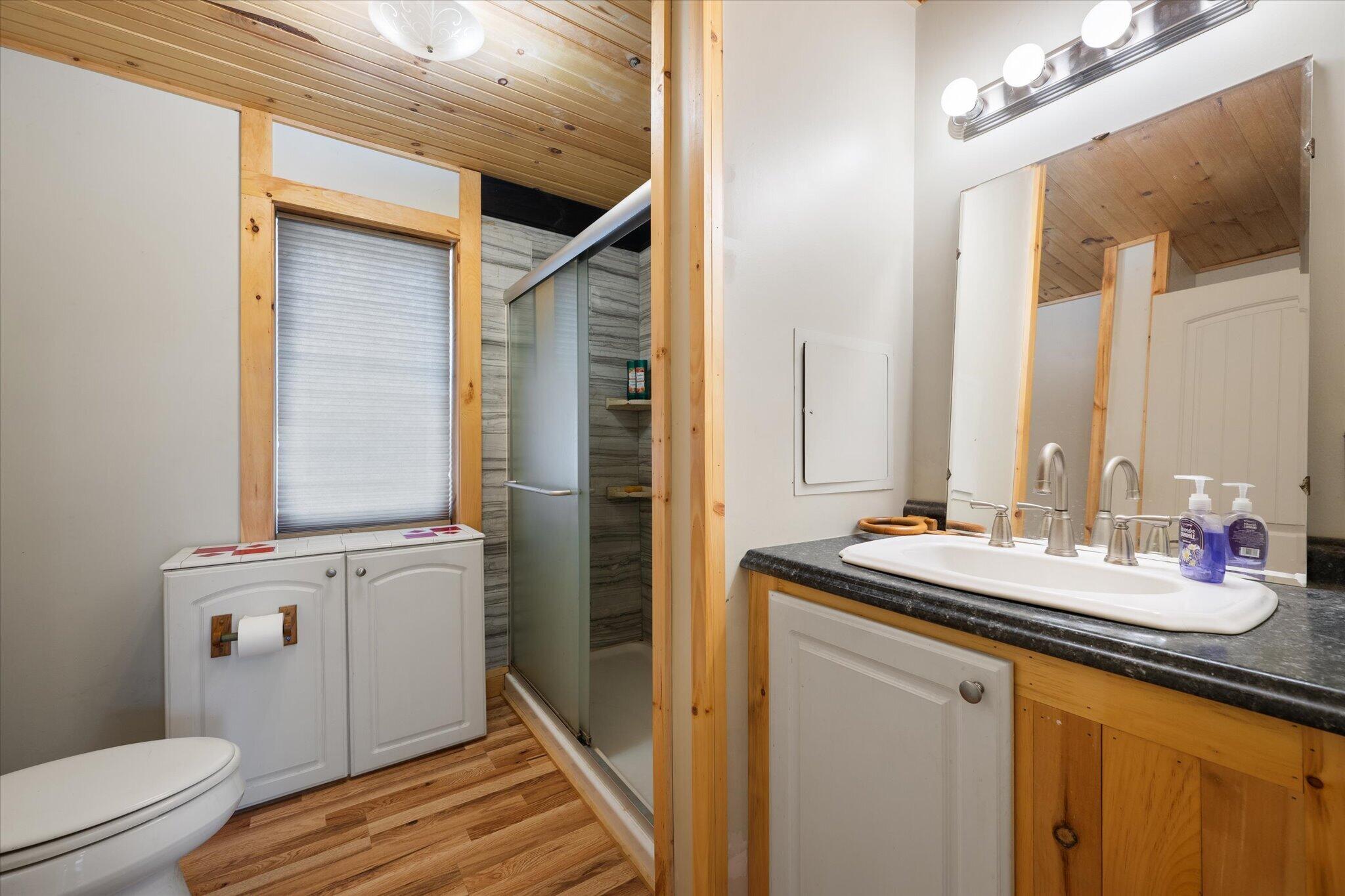137 Main Street Winterport, ME 04496 - Photo 18 of 57 Full Bathroom