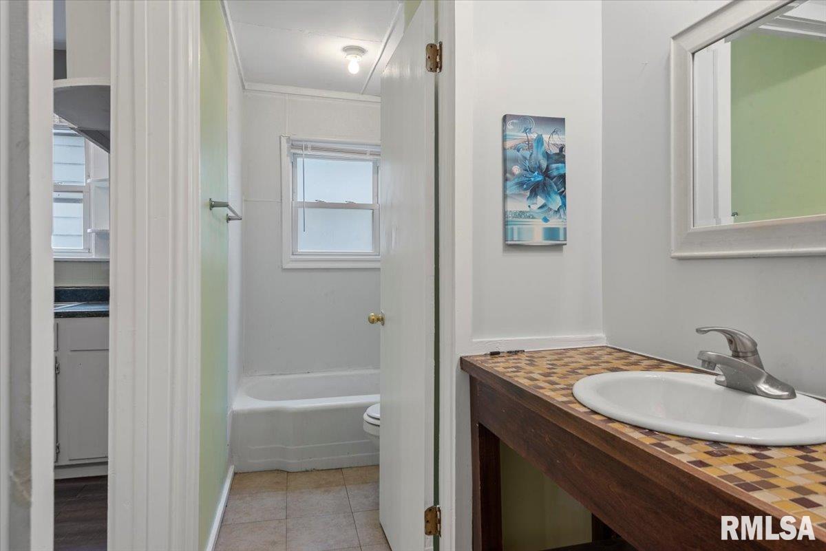 1127 North 6th Street Springfield, IL 62702 - Photo 33 of 48