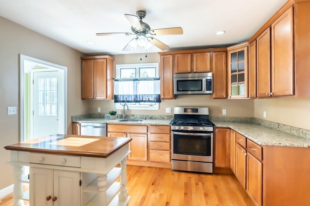 101 Herrick Road North Andover, MA 01845 - Photo 9 of 27 Gallery Image 9