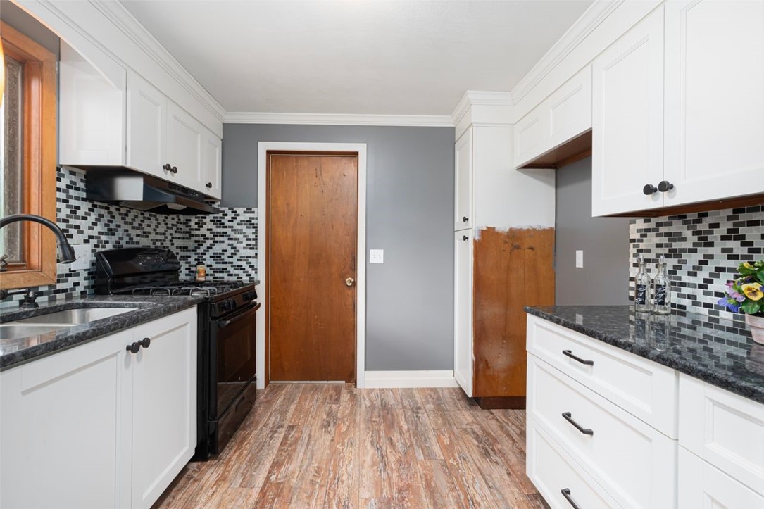 45 Lydia Road Coventry, RI 02816 - Photo 3 of 34